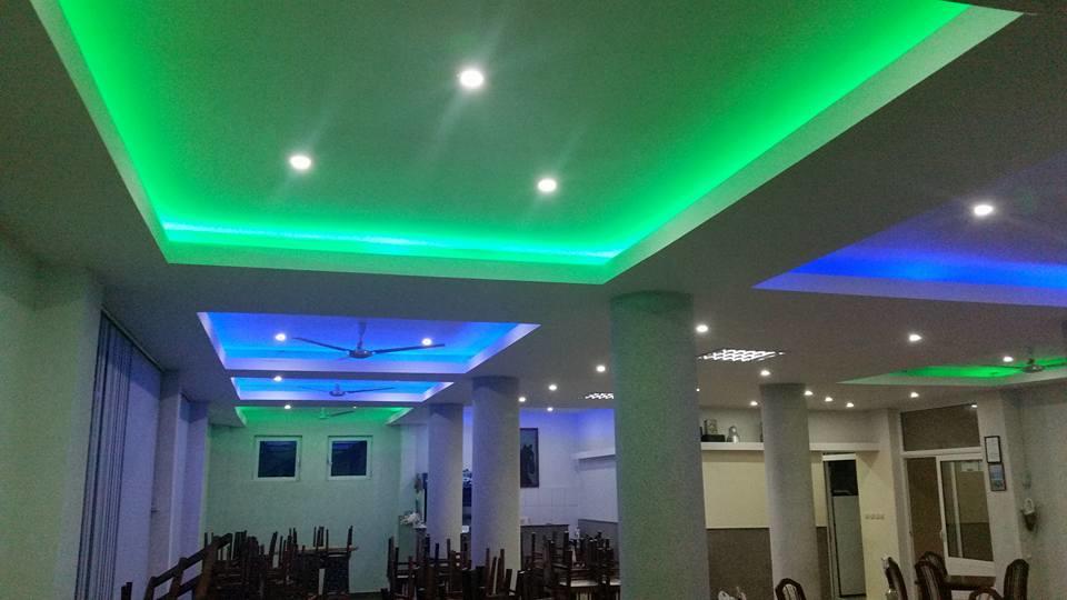 Hotel Hoti 울친 외부 사진