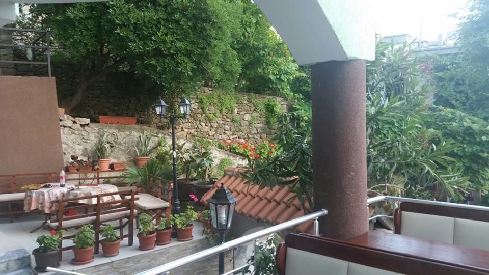 Hotel Hoti 울친 외부 사진