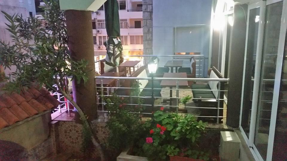 Hotel Hoti 울친 외부 사진
