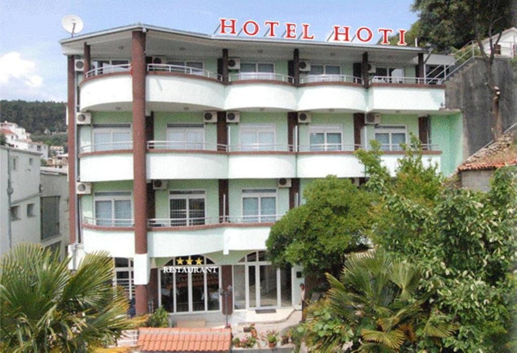 Hotel Hoti 울친 외부 사진